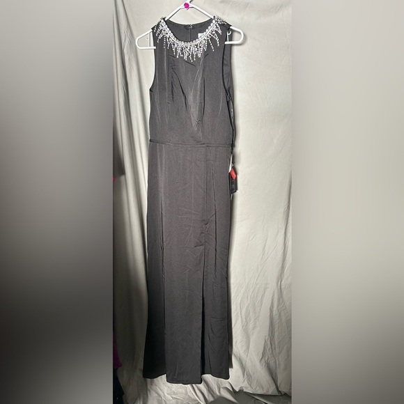 Mac Duggal 26516 NWT SLEEVELESS RHINESTONE COLLAR COLUMN GOWN - Picture 4 of 8